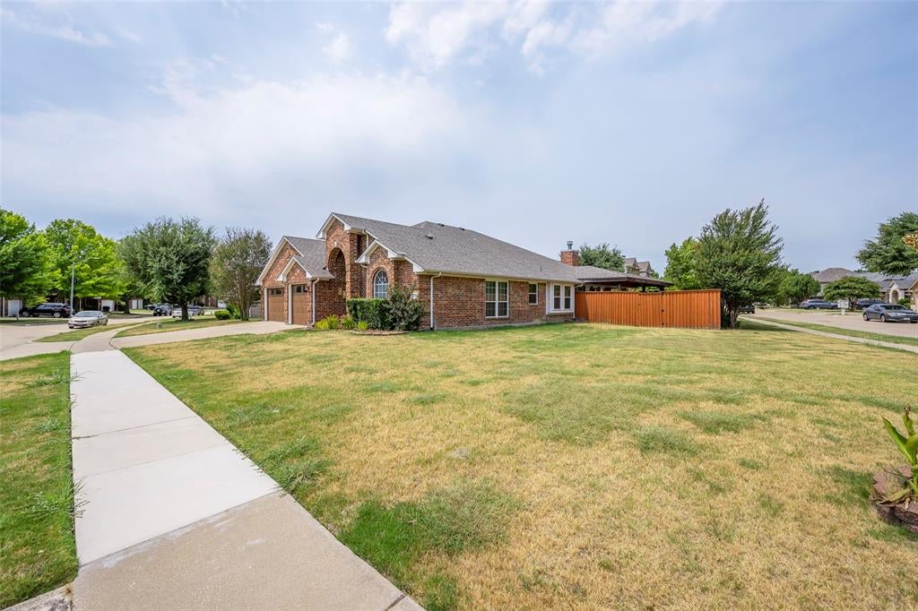 5804 Silver Sage Lane
