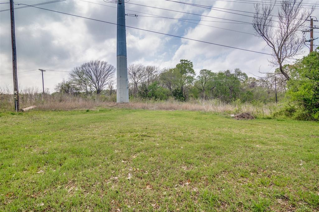 5101 Edgewater Drive