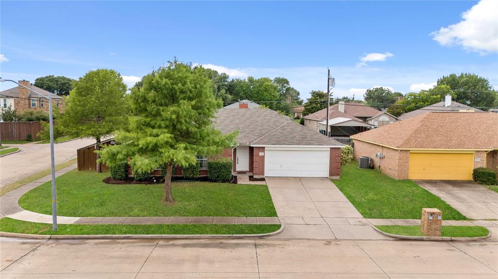 2701 Douglas Drive
