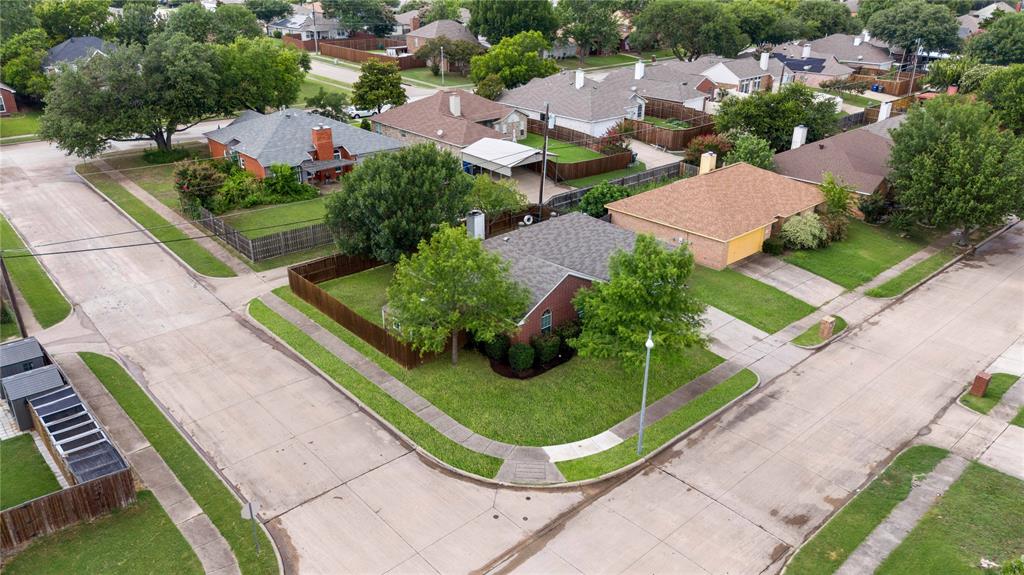 2701 Douglas Drive