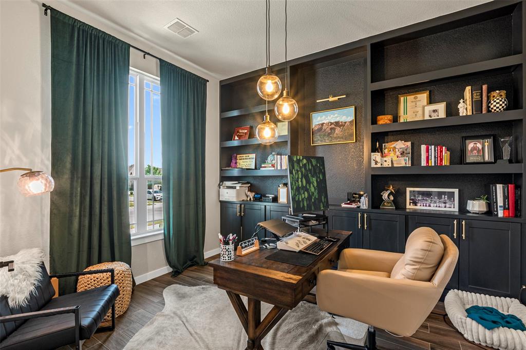 1101 Alderwood Drive