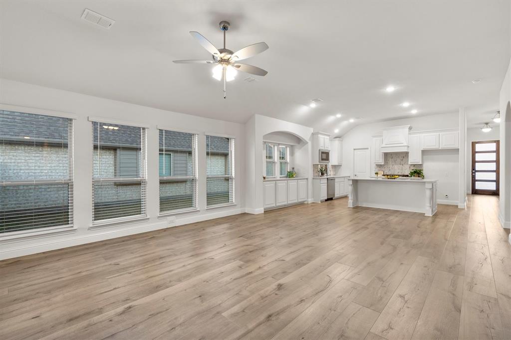 Paloma Crk South Ph 11c - Residential Lease