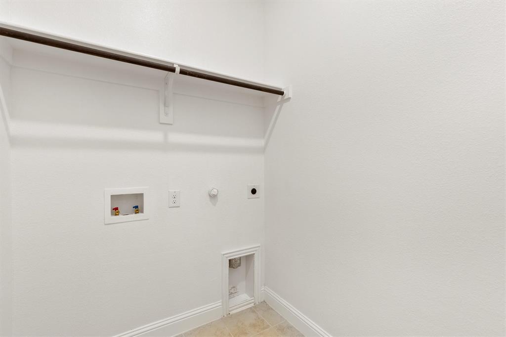 Paloma Crk South Ph 11c - Residential Lease