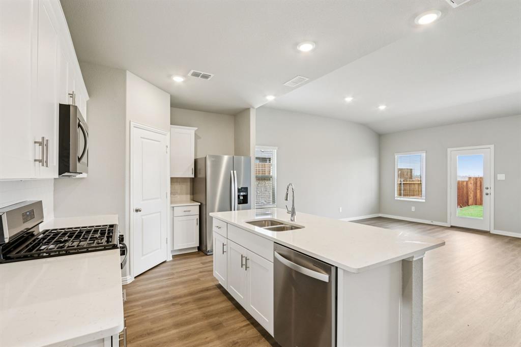 1582 Coldwater Way