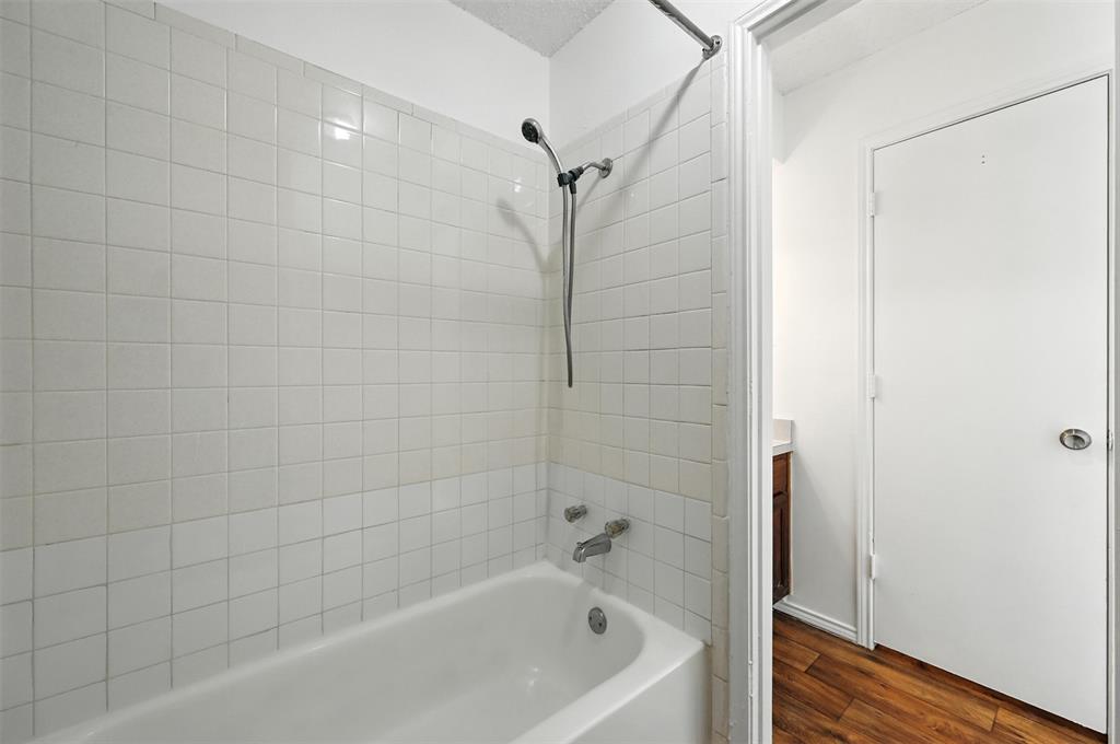 Guerin Square - Residential Lease