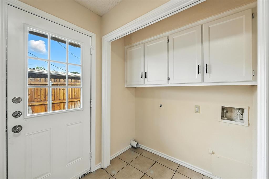 Guerin Square - Residential Lease