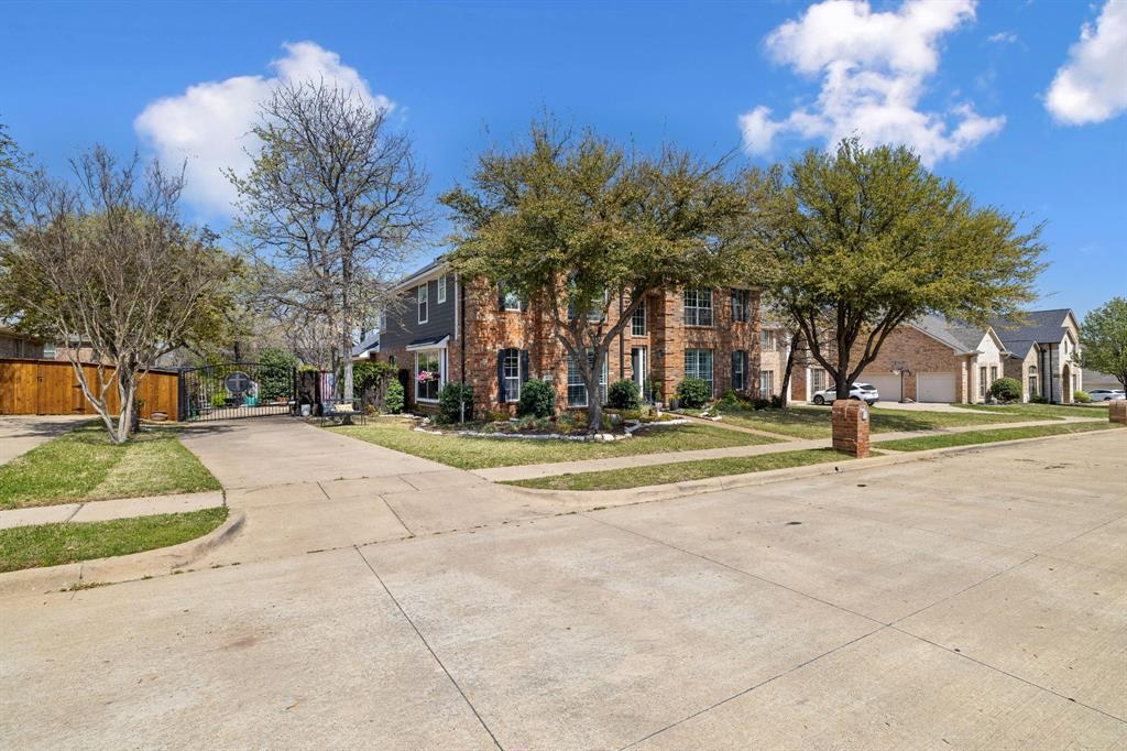 5713 Almond Lane
