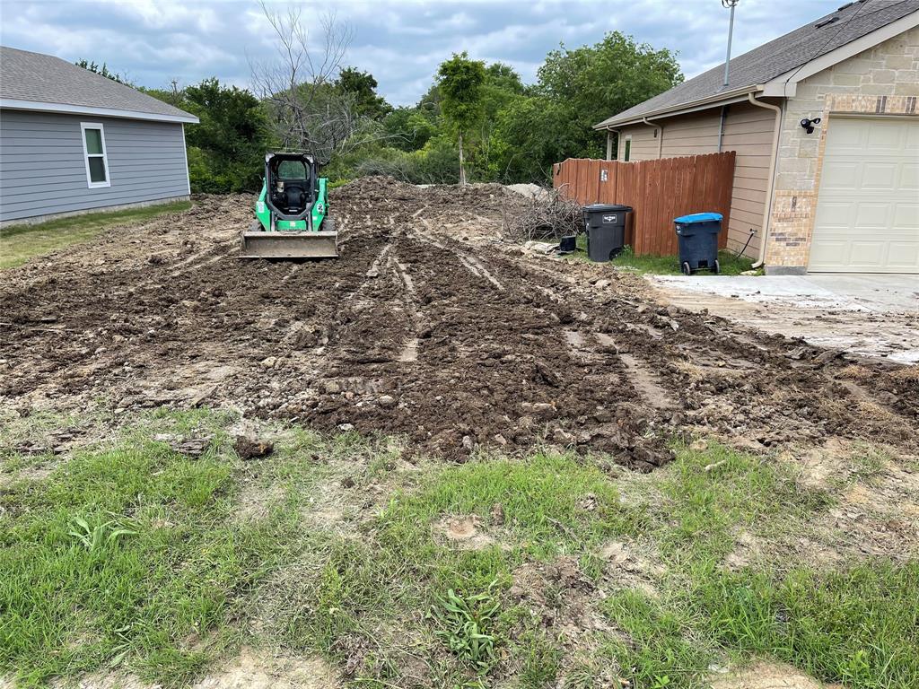 Barton L R Revision Of Deats - Land