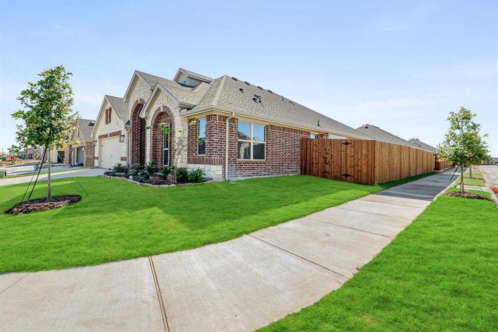 Country Lakes - Residential