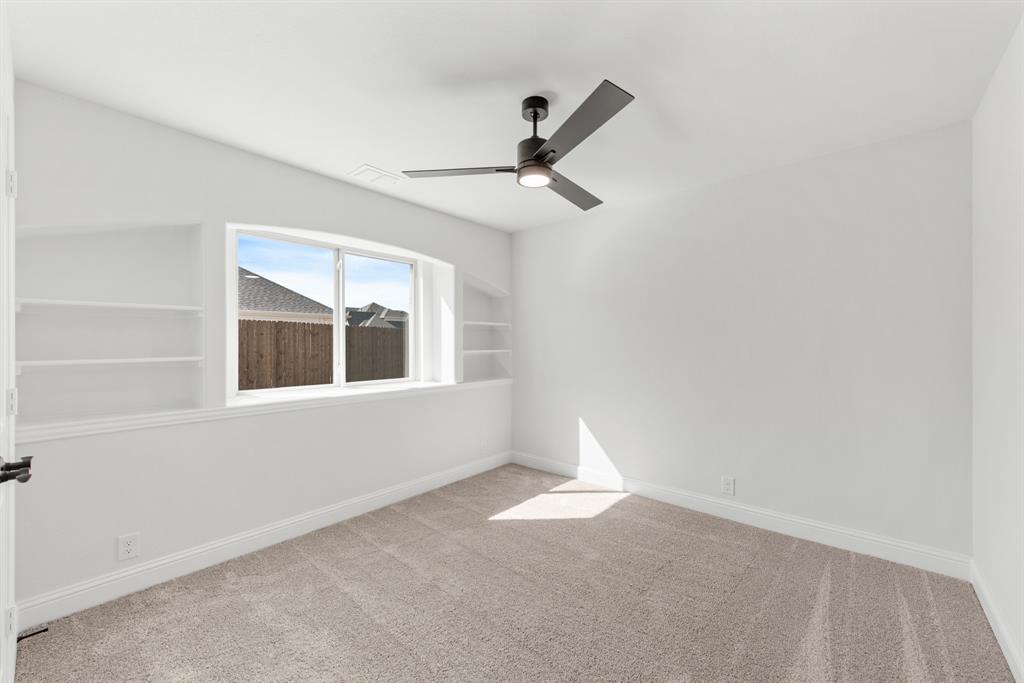 Country Lakes - Residential