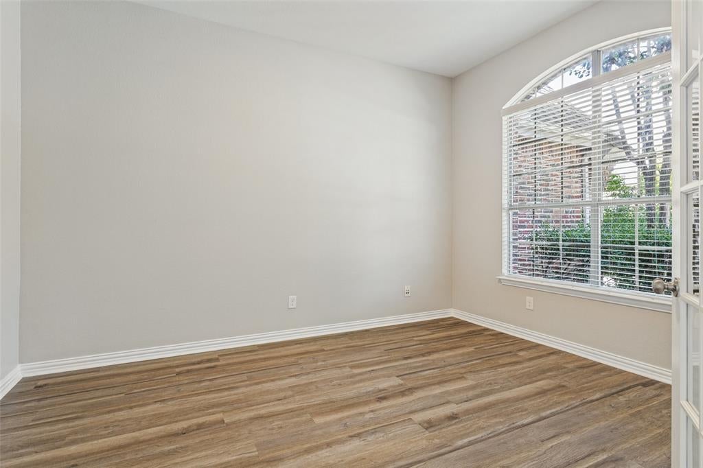 4024 Shrike Trail