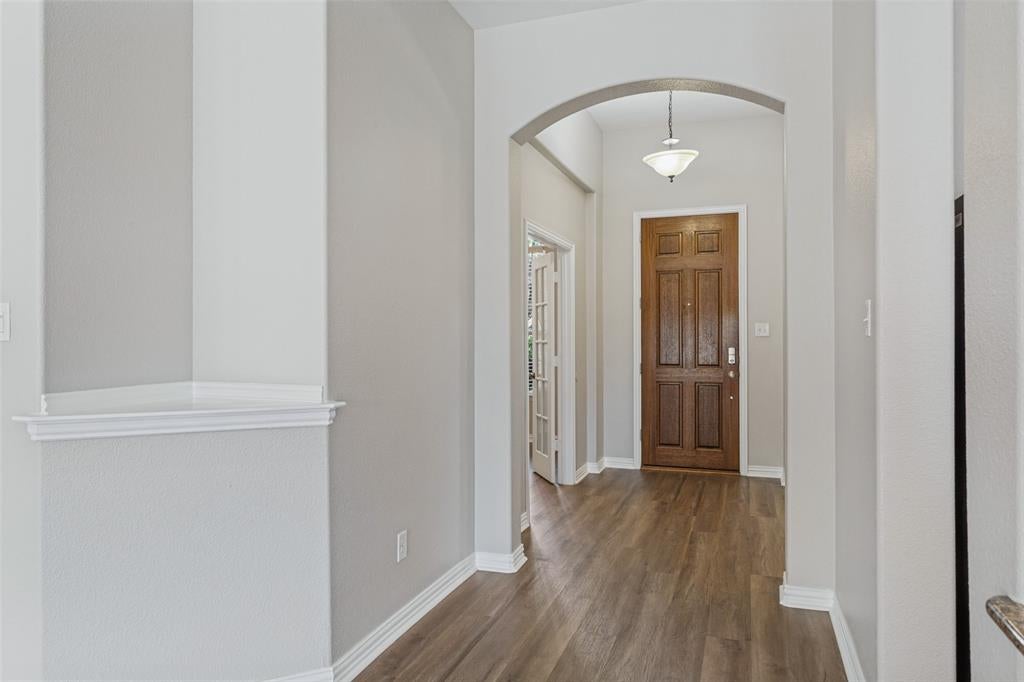 4024 Shrike Trail