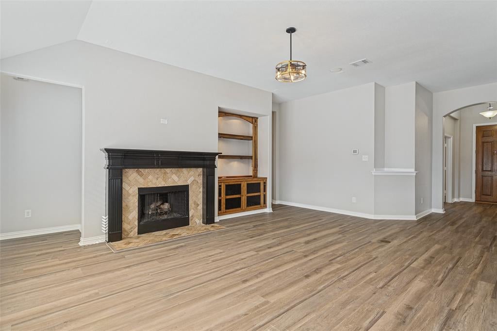 4024 Shrike Trail