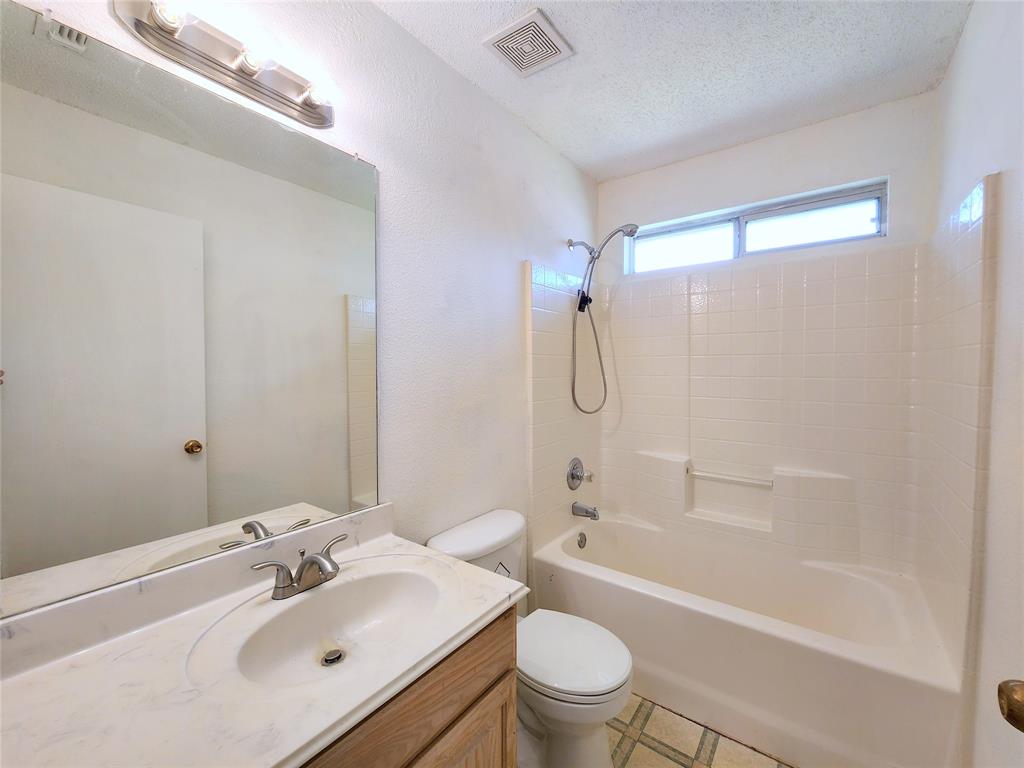 Village Creek - Residential Lease