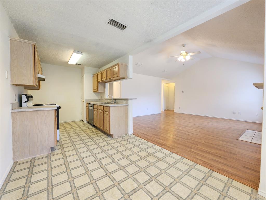 Village Creek - Residential Lease