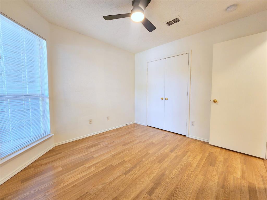 Village Creek - Residential Lease