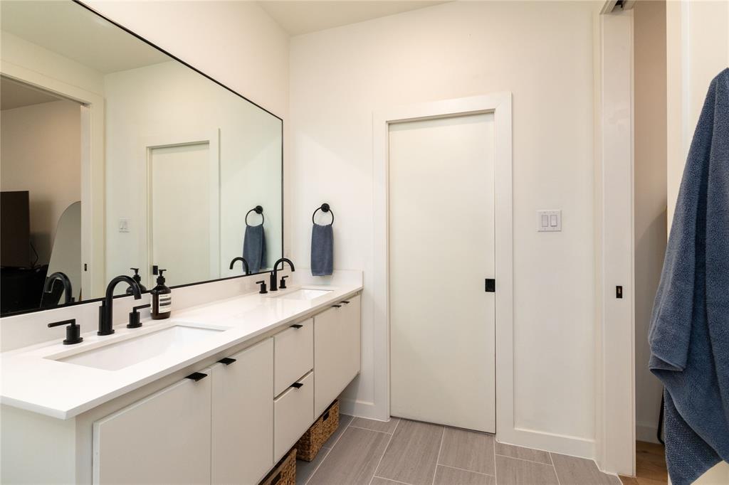 Elk Hill - Residential