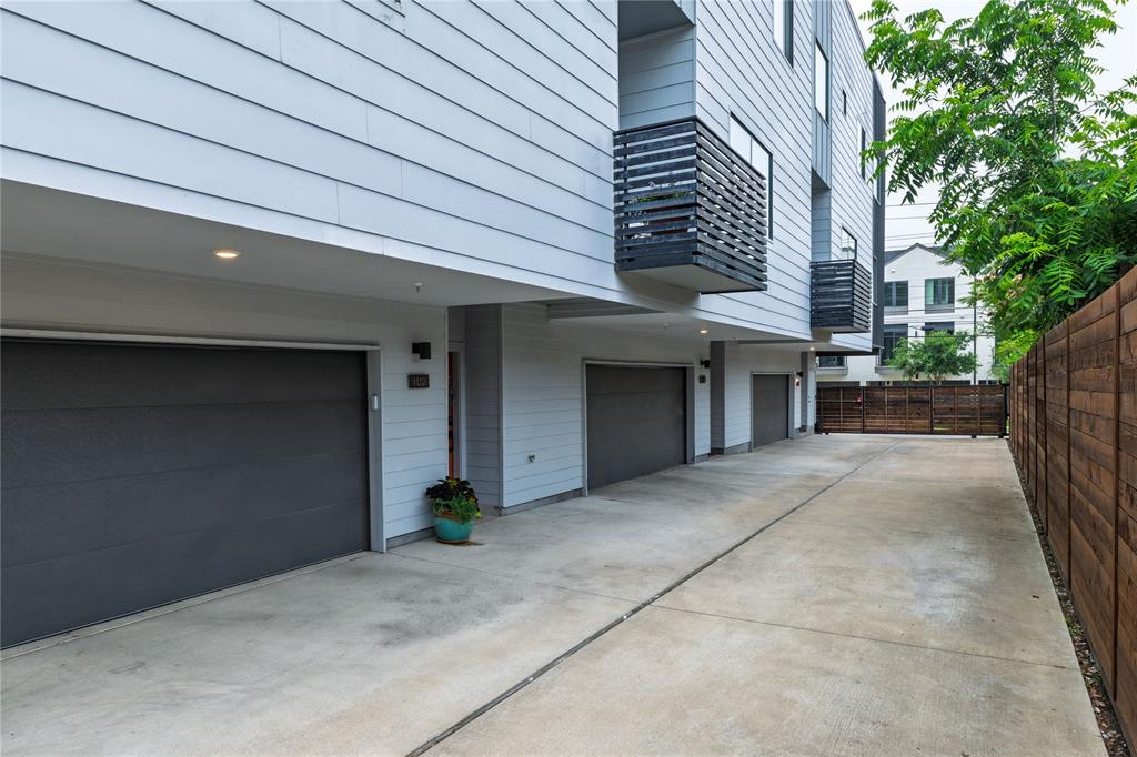 Elk Hill - Residential