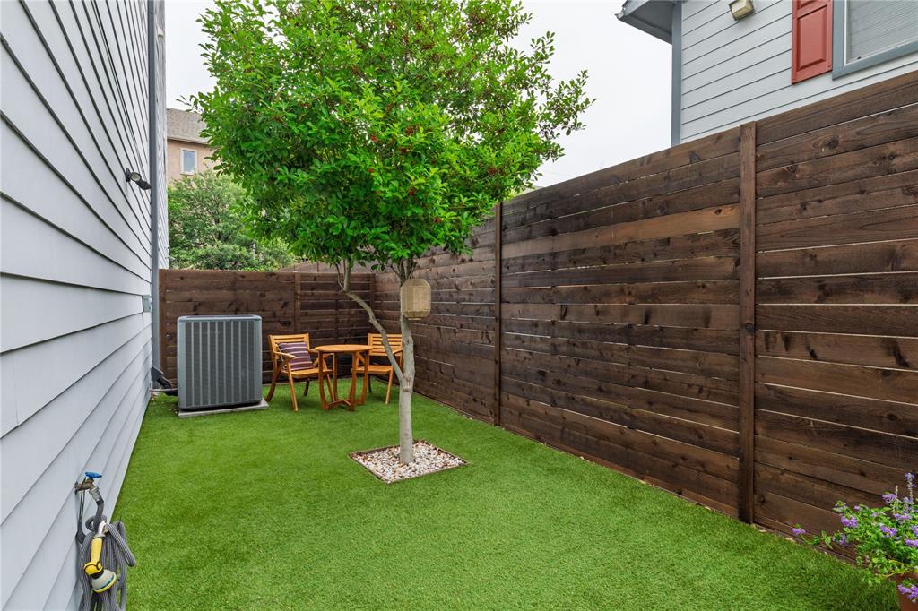 Elk Hill - Residential