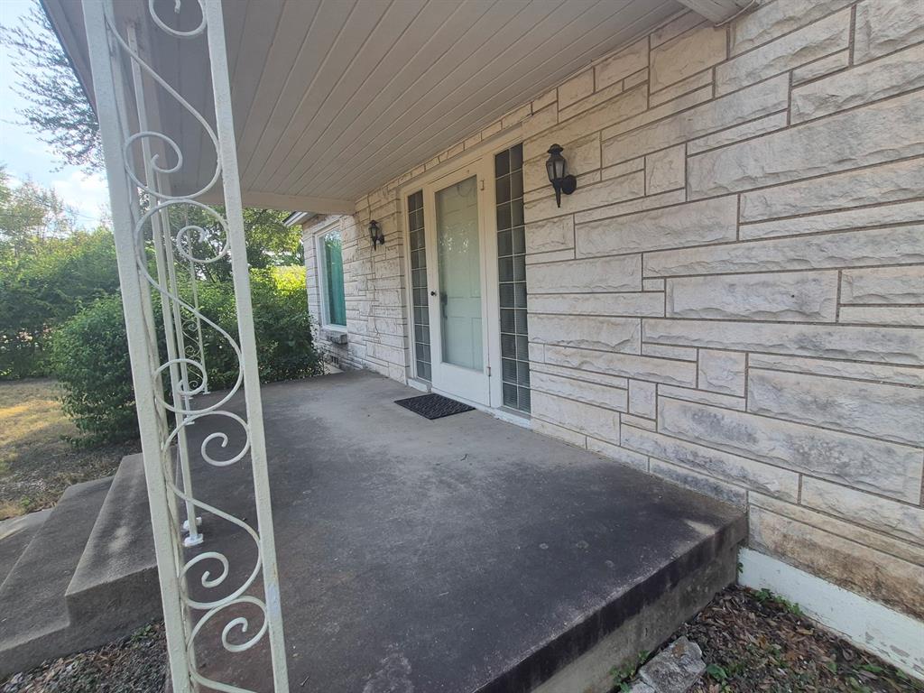 4230 Hillcrest Drive