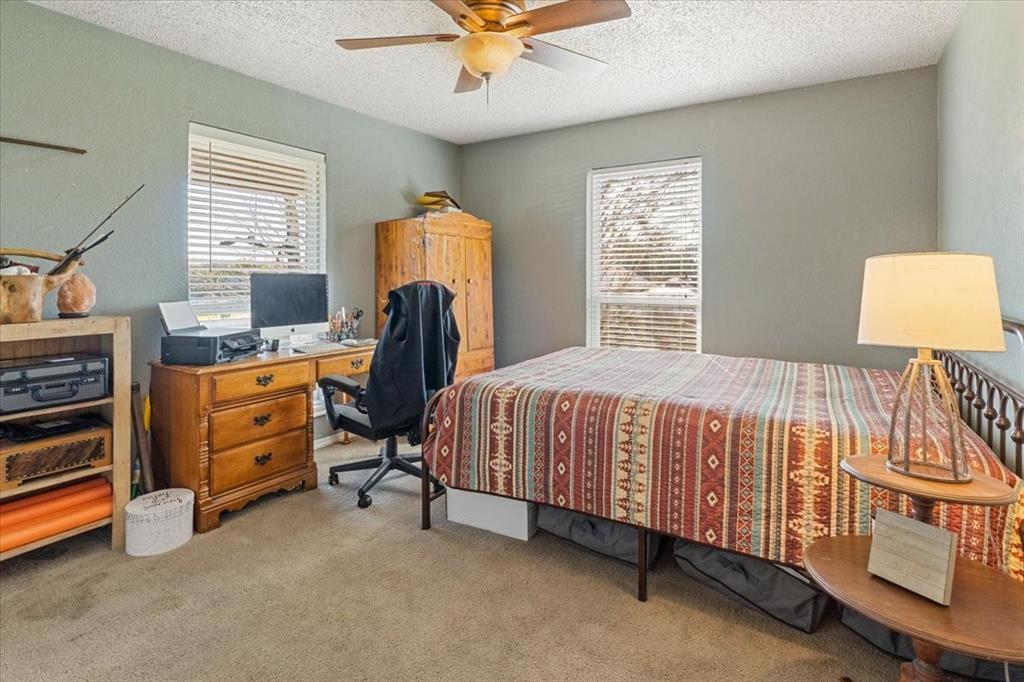 Granbury, Texas 76048, United States, 3 Bedrooms Bedrooms, ,2 BathroomsBathrooms,Residential,Active,92074