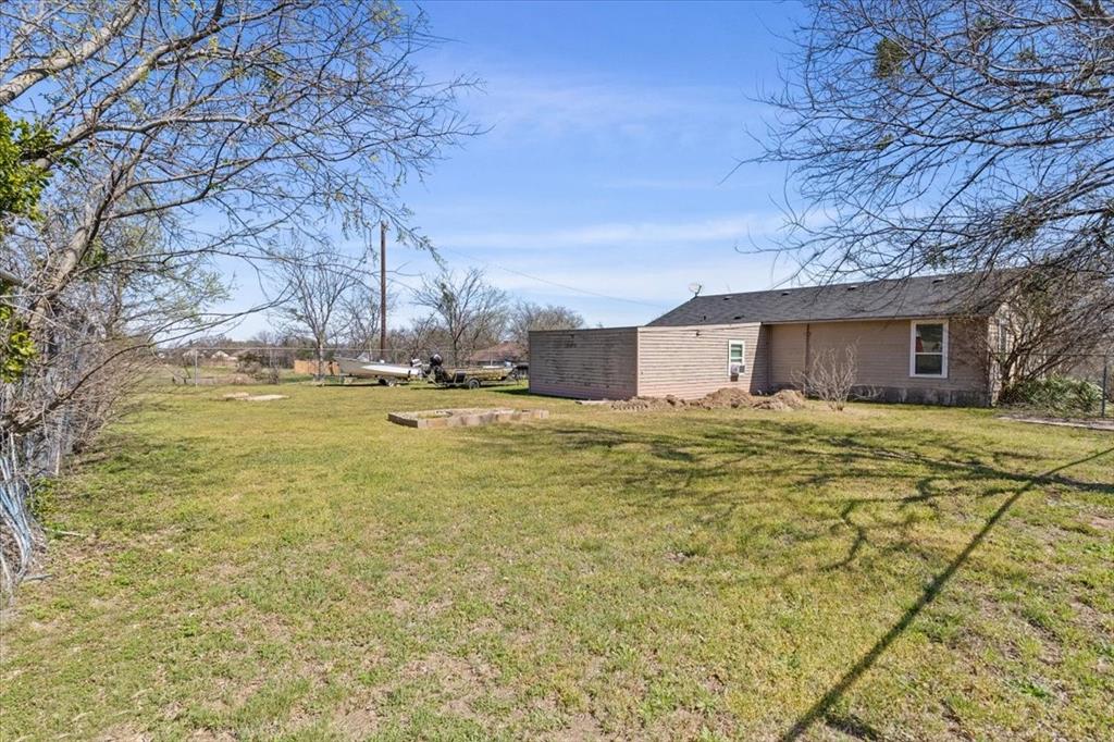 Granbury, Texas 76048, United States, 3 Bedrooms Bedrooms, ,2 BathroomsBathrooms,Residential,Active,92074