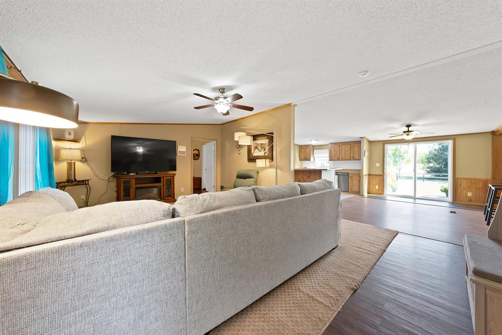 9159 County Road 2584
