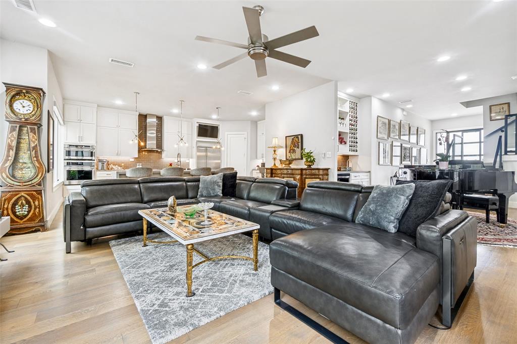 Bentley Place - Residential