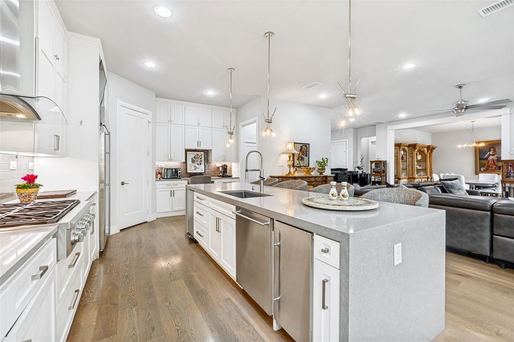 Bentley Place - Residential