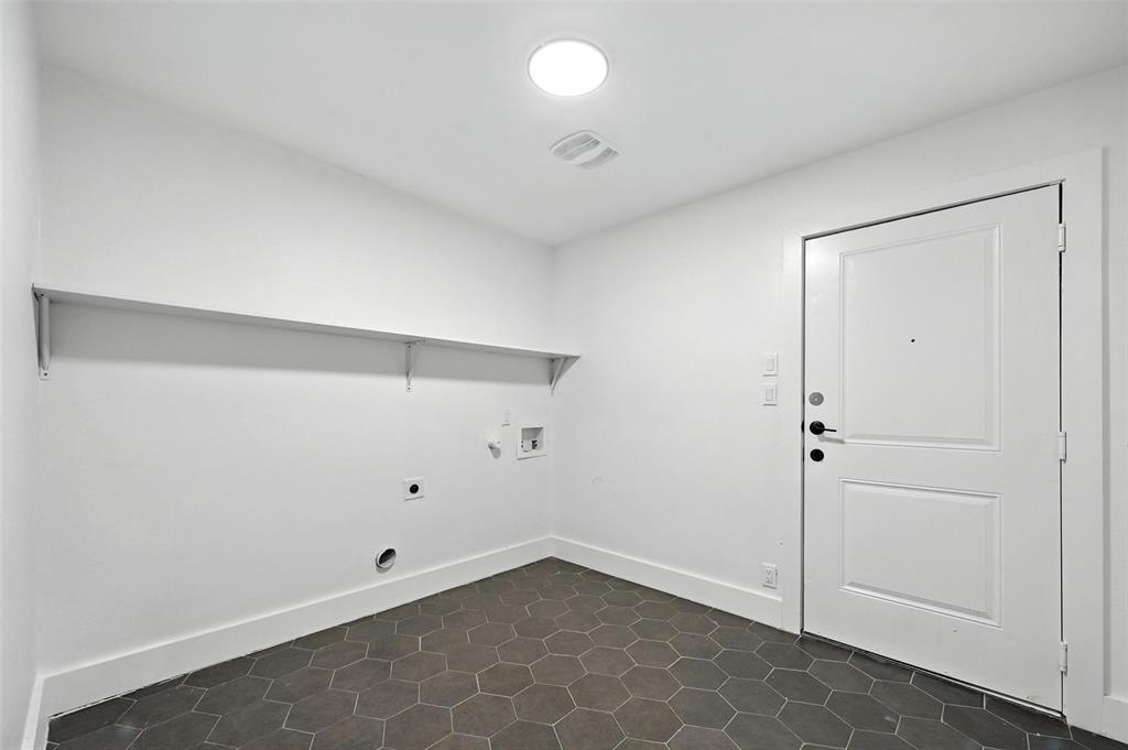 F M Thompson Add - Residential Lease