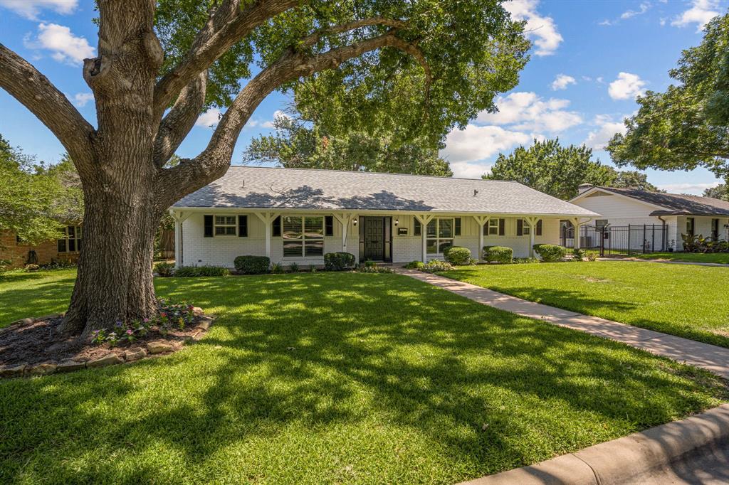 4529 Cloudview Road