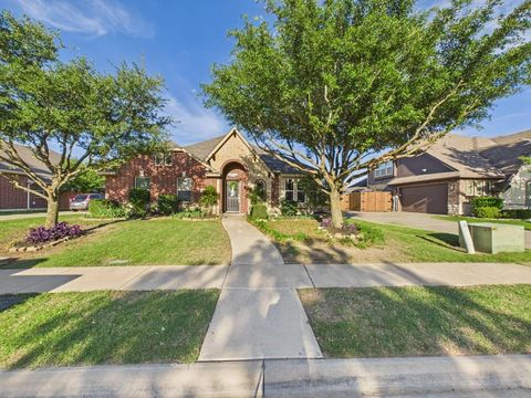 Photo of 742 Mill Pond Drive, Midlothian, TX 76065 (MLS # 21259911)