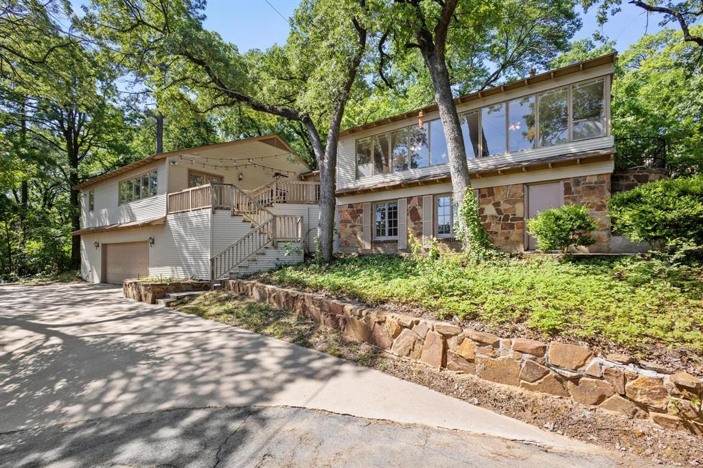 219 Ray Road