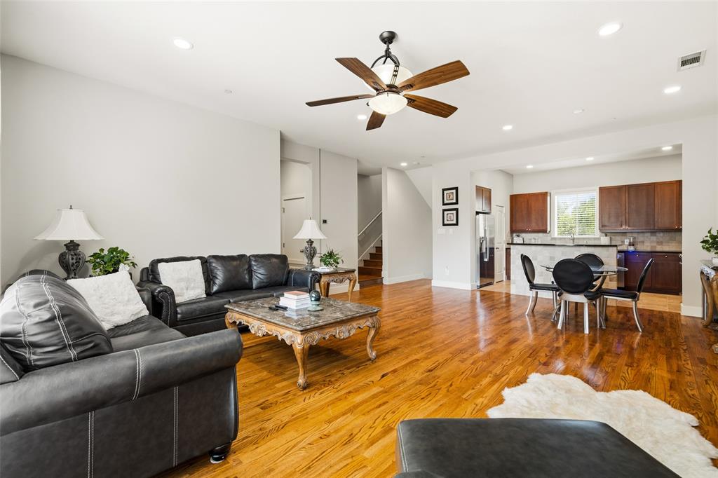 Palo Alto Twnhms Condo - Residential