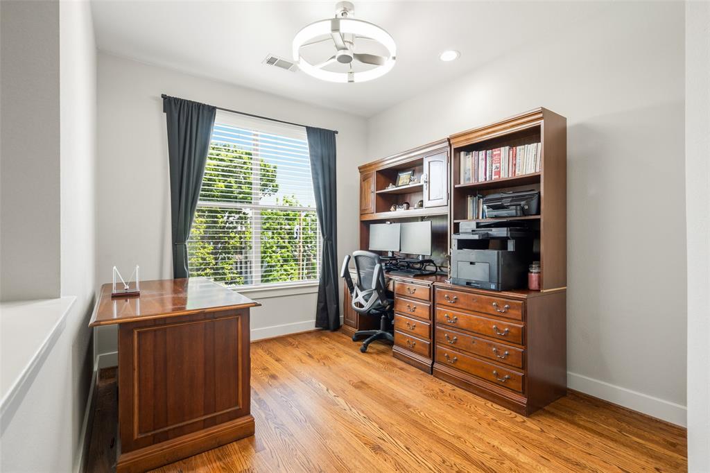Palo Alto Twnhms Condo - Residential