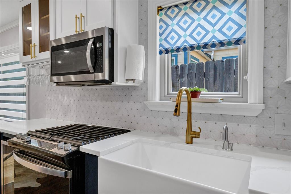 Queensborough Add - Residential Lease