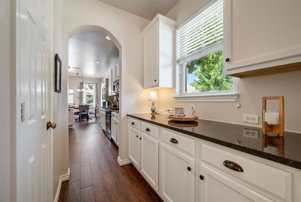 Fort Worth, Texas 76244, United States, 4 Bedrooms Bedrooms, ,4 BathroomsBathrooms,Residential,Contingent,161379