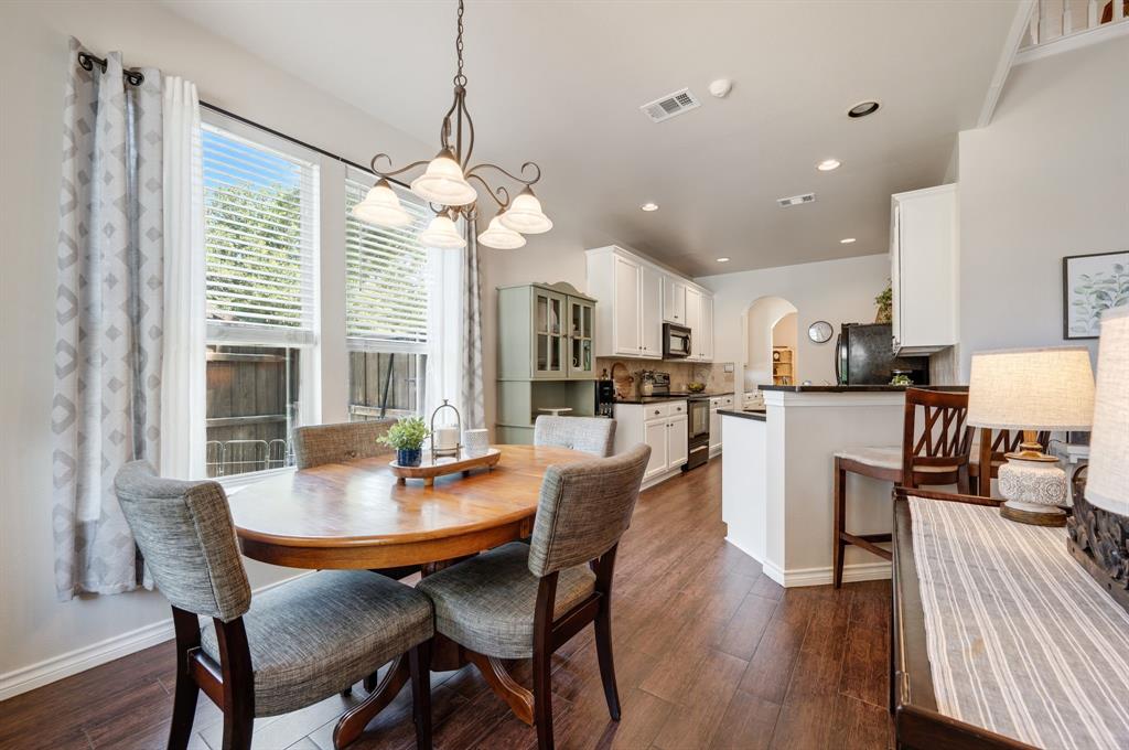 Fort Worth, Texas 76244, United States, 4 Bedrooms Bedrooms, ,4 BathroomsBathrooms,Residential,Contingent,161379