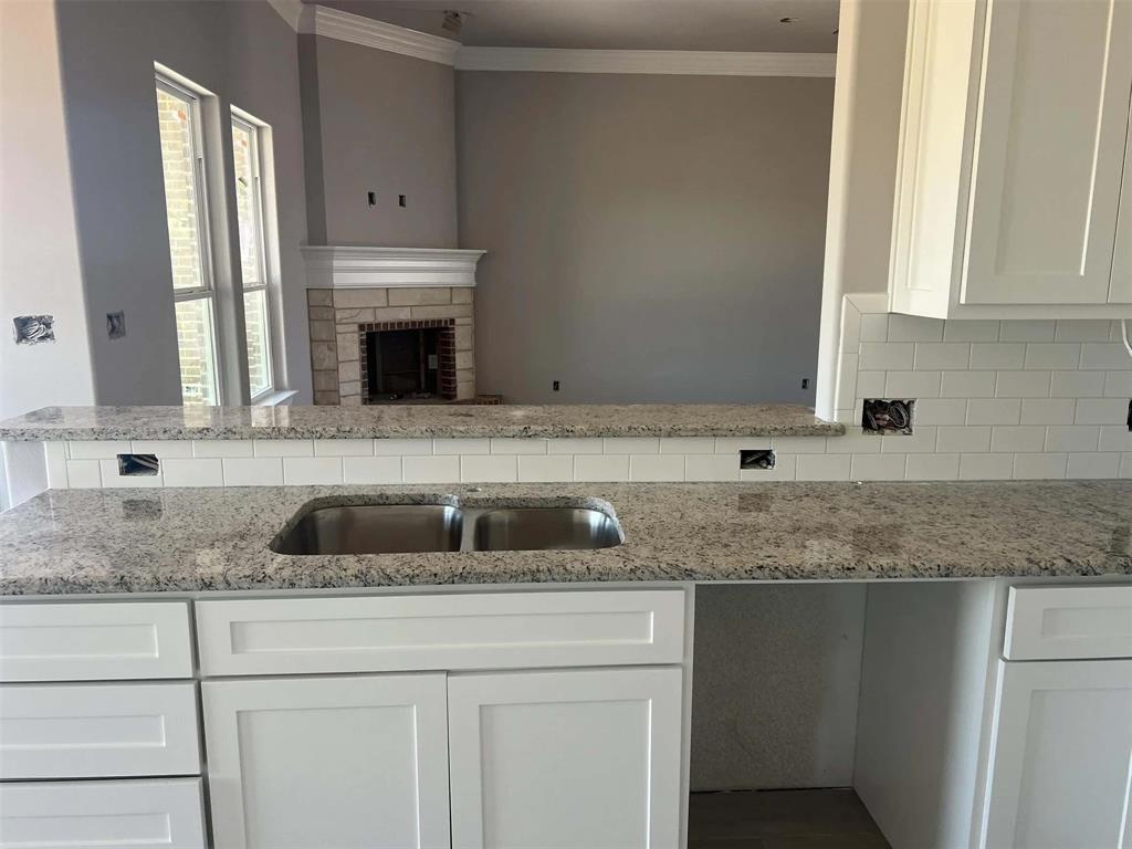 1412 Oleander Drive