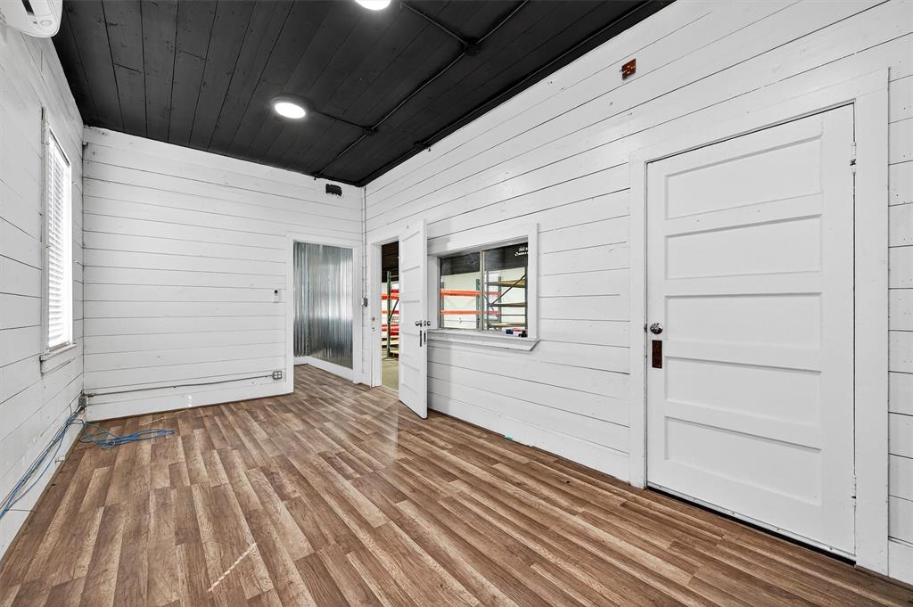 Southside Add Rep - Commercial Lease