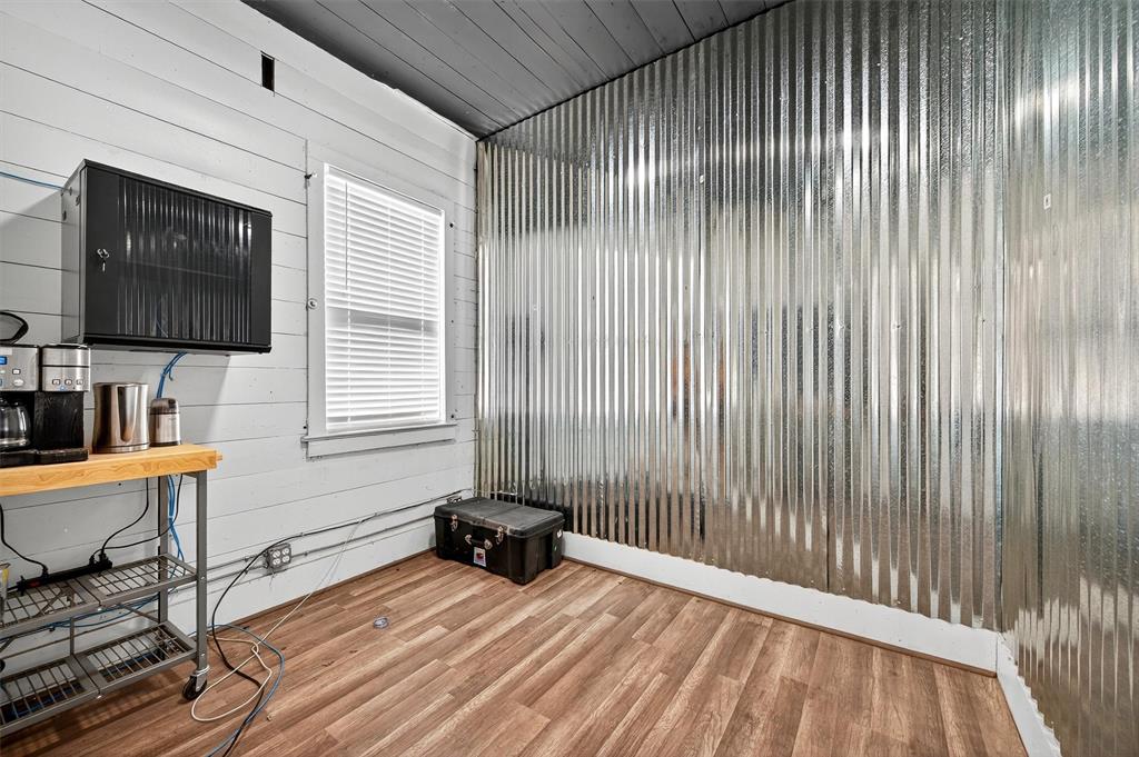 Southside Add Rep - Commercial Lease