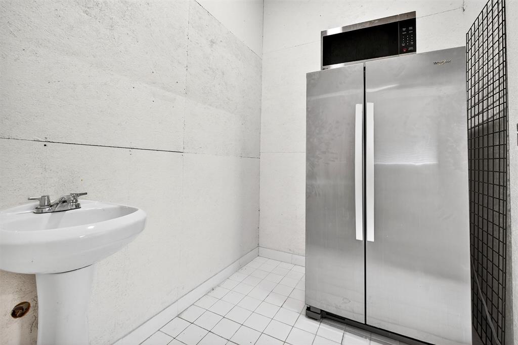 Southside Add Rep - Commercial Lease