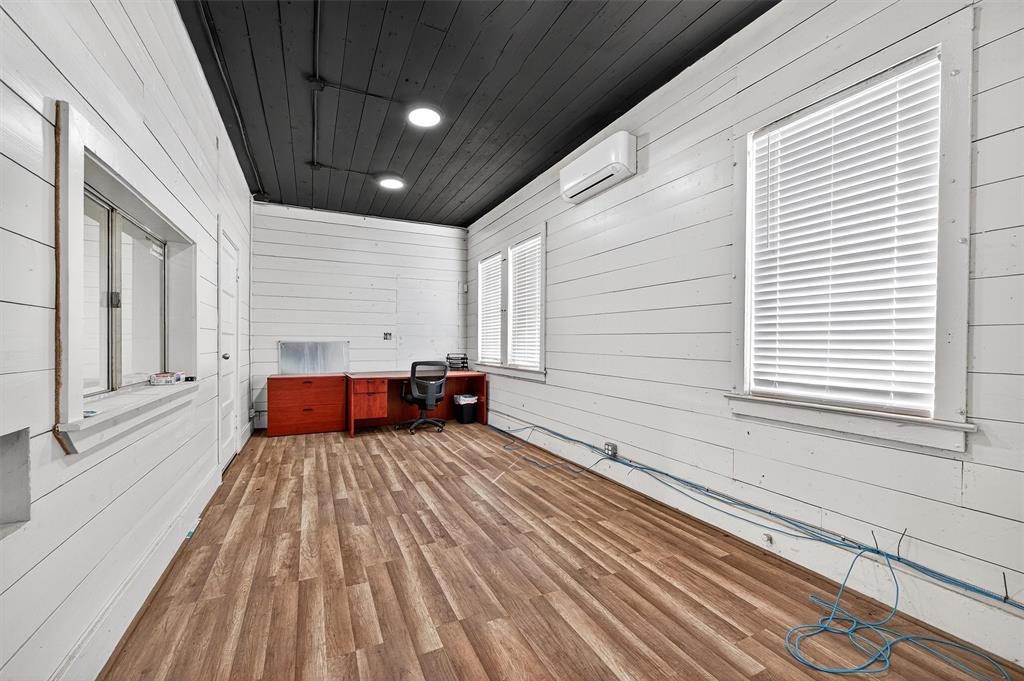 Southside Add Rep - Commercial Lease