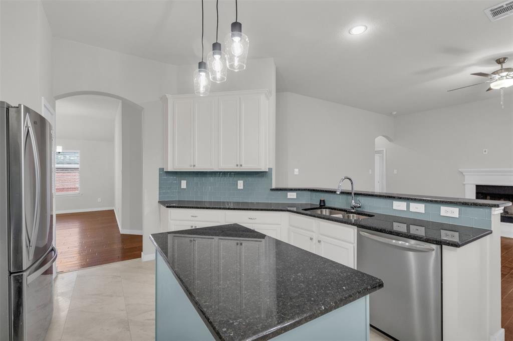 Woodridge Estates Ph One - Residential