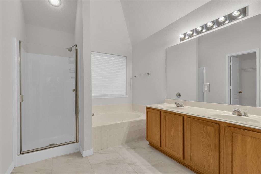 Woodridge Estates Ph One - Residential