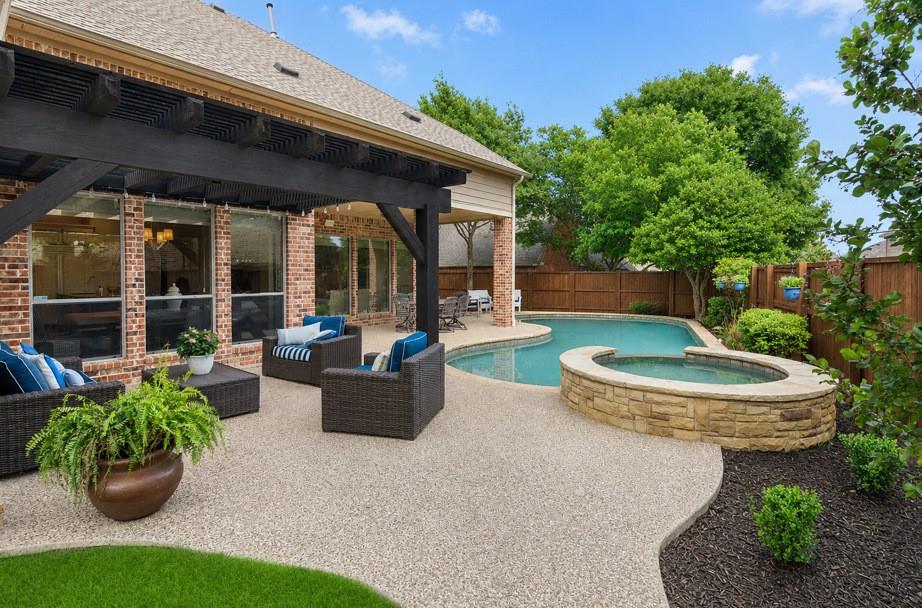 1335 Comal Drive