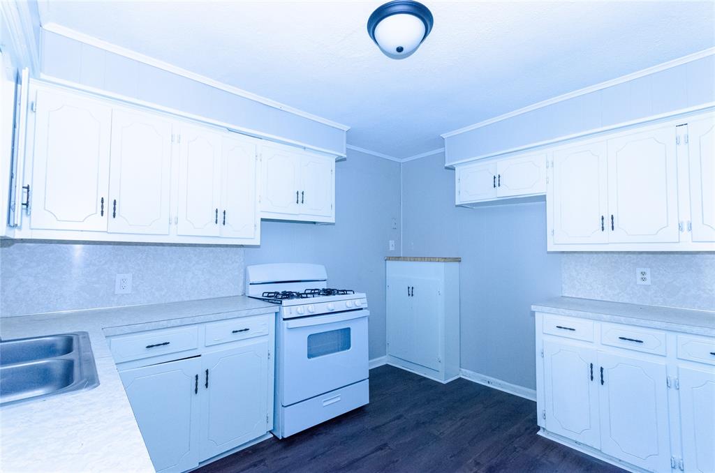 Bradley J W Add - Residential Lease