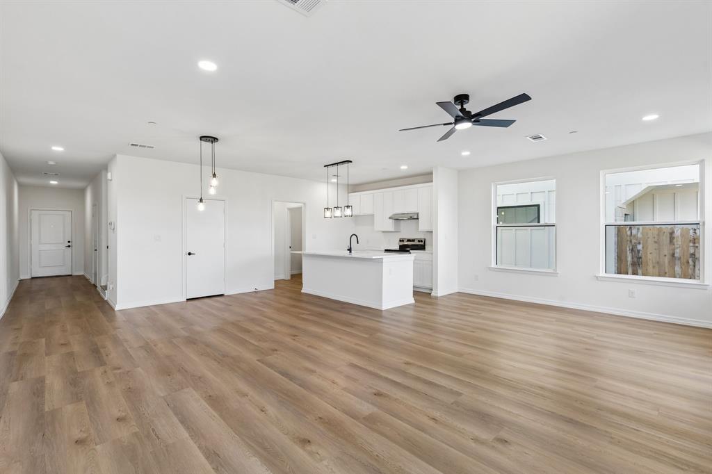 4457 Crescent Heights Road