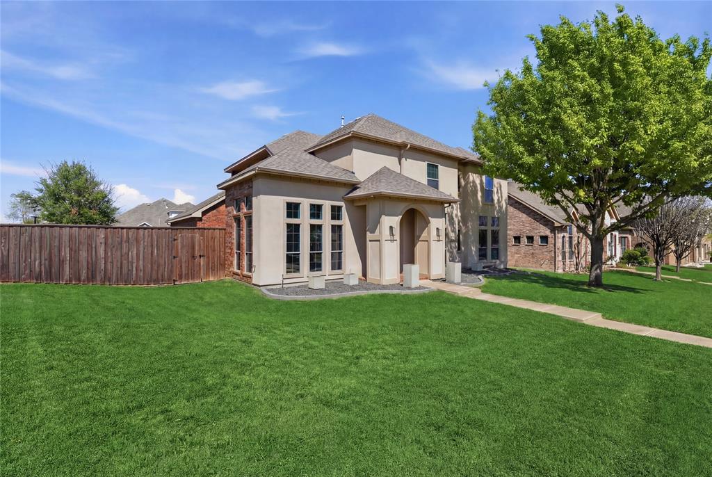 1733 White Cap Court