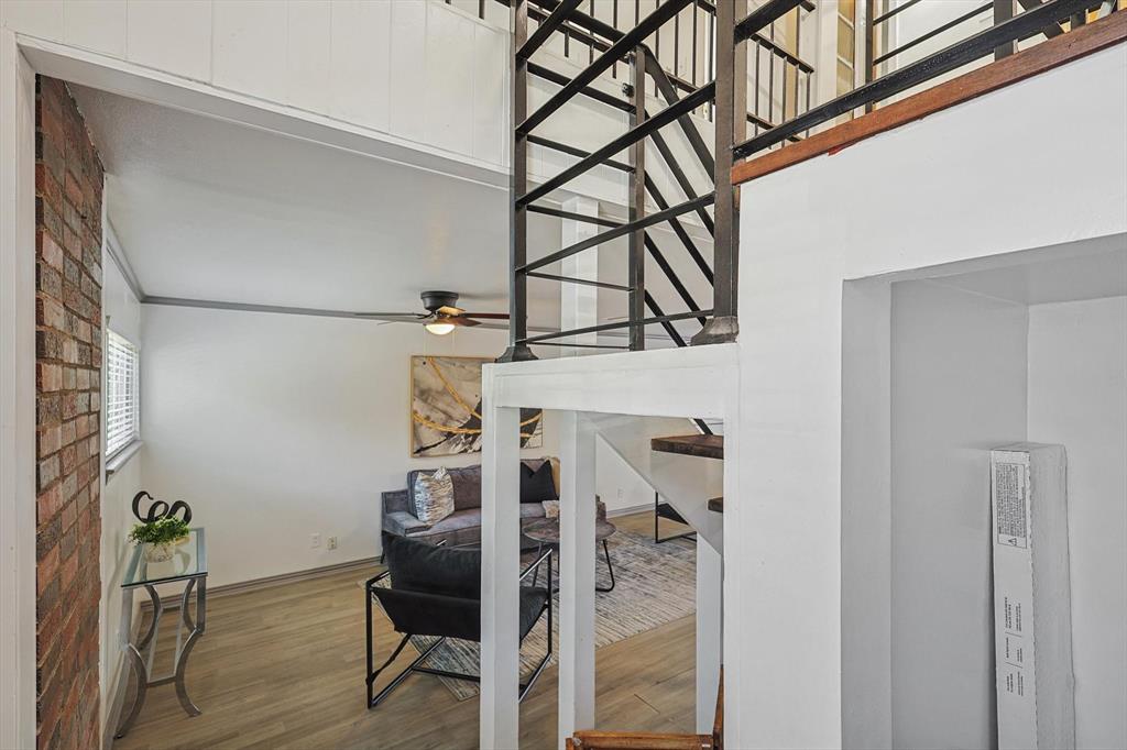 4039 Cole Avenue 101